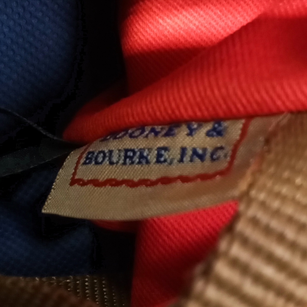 Dooney & Bourke Samba Logo Lock Sac with Keyring NWT - Picture 12 of 12